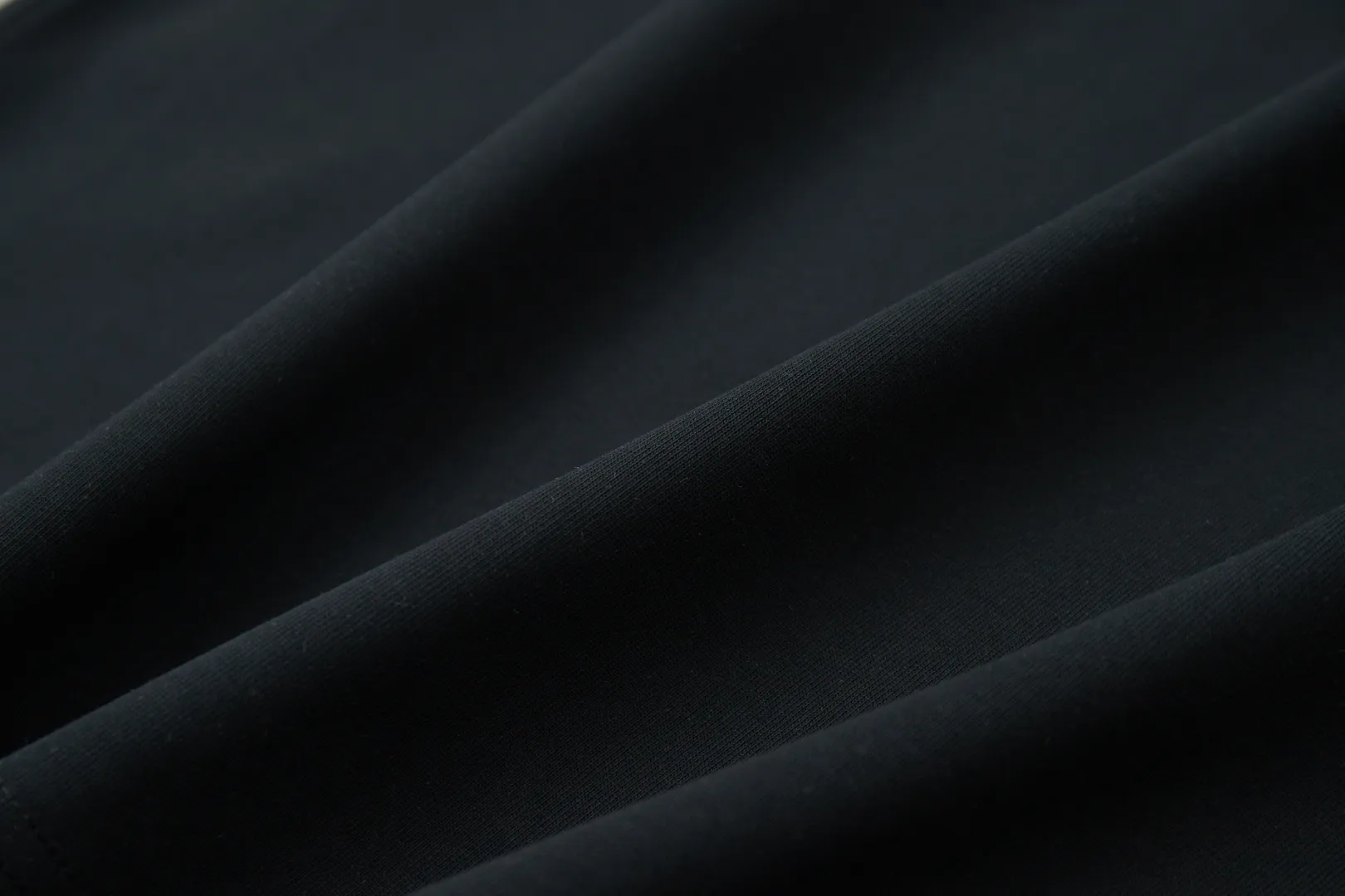 ✨MONC✨🆕25SS New Arrival · 260 100% · 32 1X 1 · · ：White/Black/Gray/Blue Size：S/M/L/XL
